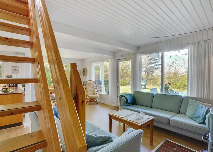 Holiday home Thina - 750m To The Fjord By Interhome Logsted